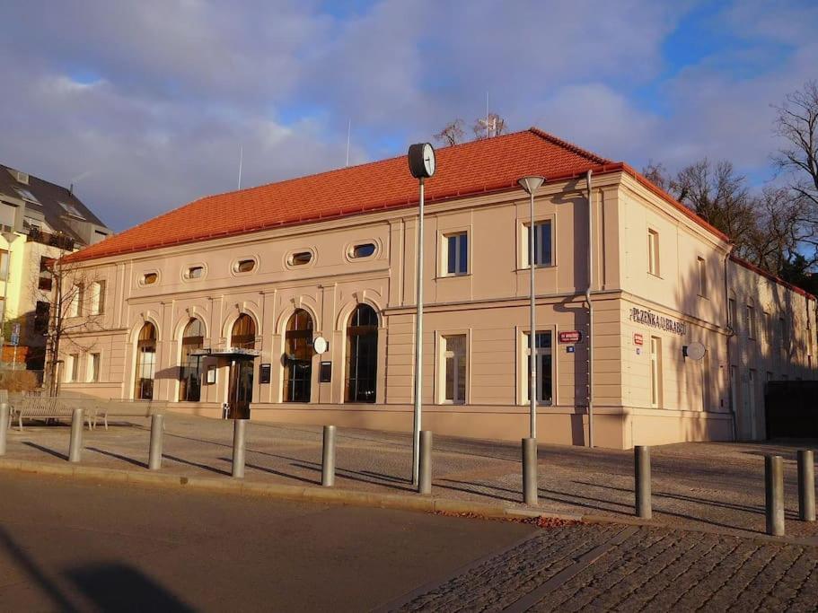 Cozy Friendly Place With Free Parking Prague Exterior photo