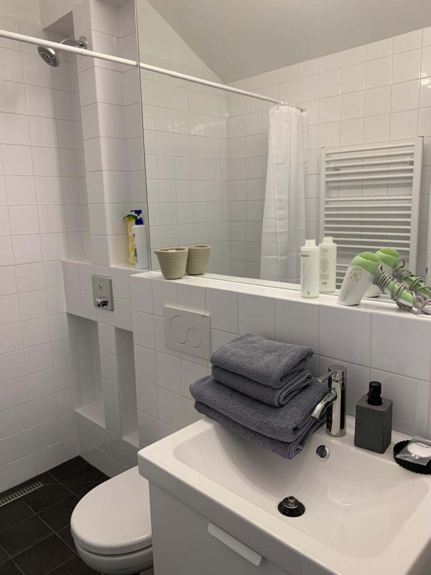 Cozy Friendly Place With Free Parking Prague Exterior photo